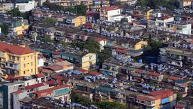 Hà Nội thành lập tổ chuyên gia để “cứu” chung cư cũ