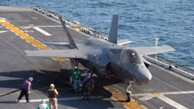 F-35 hải quân Mỹ không thể không chiến do lỗi kỹ thuật