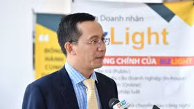 Chuyên gia kinh tế Bùi Quang Tín tử vong sau khi rơi từ tầng 14 chung cư