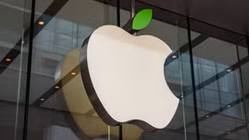 Apple chọn Việt Nam để sản xuất Apple Watch và MacBook