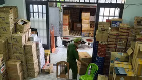 Liên tục thu giữ sản phẩm bánh Trung thu không rõ nguồn gốc tại Nghệ An và Đà Nẵng