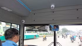 Từ 1/7/2023, xe kinh doanh vận tải bắt buộc lắp camera để được cấp phù hiệu, biển hiệu