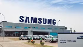 Tích trữ quá nhiều chip nhớ, lợi nhuận Samsung lao dốc không phanh