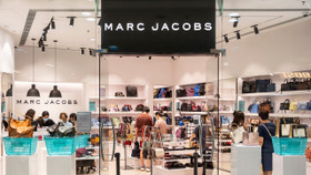 Marc Jacobs gặp sự cố website, khách hàng được mua túi xách… miễn phí