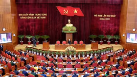 Công bố danh sách Bộ Chính trị, Ban Bí thư, Chủ nhiệm UB Kiểm tra TƯ