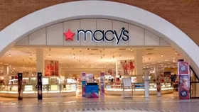 Ông lớn Macy's gây tranh cãi khi thưởng 9 triệu USD cho lãnh đạo đồng thời sa thải gần 4.000 nhân viên