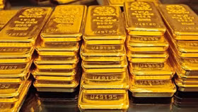Giá vàng tiếp tục tăng trong phiên giao dịch đầu năm mới