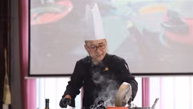 Chương trình Nấu ăn “Vào Bếp Cùng Nho Khô California” với Siêu Đầu Bếp Lê Xuân Tâm