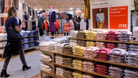 Thị trường may mặc Hoa Kỳ: Trung Quốc thất thế, Việt Nam chiếm thị phần, nhưng...