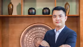 Cổ phiếu bất động sản giảm sâu, doanh nghiệp có sợ bị thâu tóm giá rẻ?