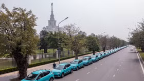 Hứa hẹn khuấy động thị trường, giá taxi điện VinFast sẽ thế nào?