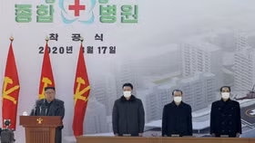 Các giảng viên tiết lộ bí mật động trời về dịch Covid-19 tại Triều Tiên