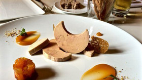 Pháp đối mặt với cuộc khủng hoảng “foie gras”