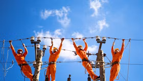 Cắt điện luân phiên tại nhiều tỉnh miền Bắc, doanh nghiệp lo sản xuất bị ảnh hưởng