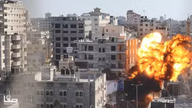 Không quân Israel tiếp tục dồn dập không kích Dải Gaza