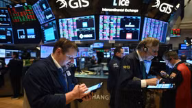 Phiên giao dịch đầu tuần 31/1 của phố Wall có đà tăng mạnh