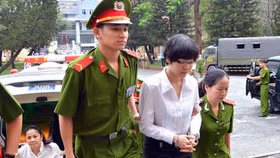 Tham lãi suất ngoài, 5 công ty bị lừa nghìn tỷ