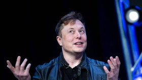 Elon Musk một lần nữa tiến gần đến danh hiệu người giàu nhất thế giới