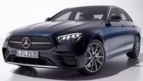 Mercedes-Benz E-Class 2021 sắp về Việt Nam với giá từ 2,44 tỷ đồng