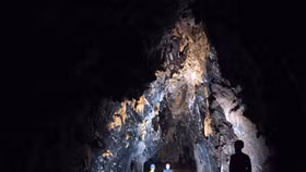 Phát hiện thêm 12 hang, động mới ở Quảng Bình