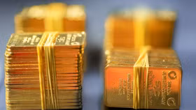 Giá vàng thế giới có tuần giảm thứ 3 liên tiếp, trong nước đi ngang