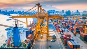 ADB dự báo GDP Việt Nam 2020 còn 4,8% vì dịch Covid-19