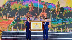 Hải Phòng đón nhận Bằng xếp hạng di tích quốc gia Khu di tích lịch sử Bạch Đằng Giang