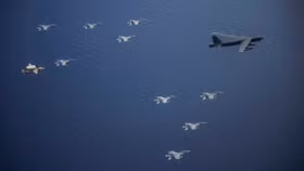 Trung Quốc, Mỹ khẩu chiến diễn tập trên Biển Đông