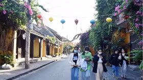 Ngành du lịch sau đại dịch: DN đã sẵn sàng cho du lịch "trả thù" ?