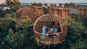 Những dịch vụ không tưởng phục vụ "Giãn cách xã hội" tại Maldives