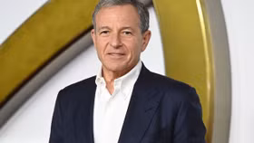 Bob Iger quay lại làm Giám đốc điều hành Disney