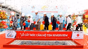 Thuduc House cất nóc Khu căn hộ TDH River View tại Thủ Đức