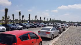 Nhà đầu tư ùn ùn “đánh xe hơi” về Nhơn Trạch mua đất nền