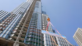 Cất nóc tòa tháp Landmark 81 cao nhất Việt Nam