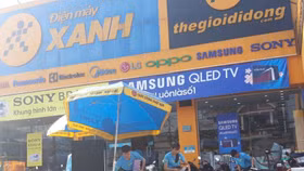 Điện Máy Xanh bất ngờ bán thêm bát, đũa…