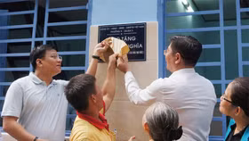 Công ty DRH tặng nhà tình nghĩa cho vợ liệt sĩ