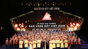 Vinh danh các doanh nghiệp đạt giải thưởng Sao Vàng Đất Việt 2018