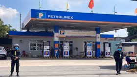 Công an Đồng Nai khám xét thêm cây xăng liên quan đến vụ 2,7 triệu lít xăng giả