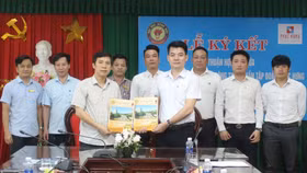 Tập đoàn Phục Hưng ký hợp tác với Trường Đại học Hồng Đức