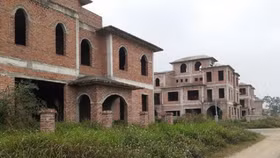 Hà Nội đề xuất đánh thuế 5-10% với biệt thự, nhà liền kề bỏ hoang