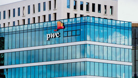 PwC mở rộng quan hệ hợp tác với Microsoft