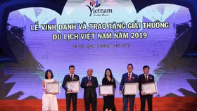 Sun Group bội thu giải thưởng tại Lễ trao Giải thưởng Du lịch Việt Nam 2019