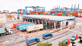 "Nóng" thị trường logistics Việt Nam