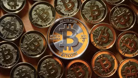 Việt Nam không chấp nhận tiền ảo là tiền tệ