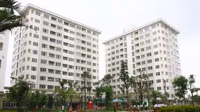 Nhà ở xã hội có tiến triển, văn phòng cho thuê cạn nguồn cung