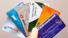 NHNN cảnh báo tình trạng dùng giấy tờ tùy thân giả để mở thẻ ATM