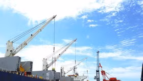 Bài học từ cổ phần hóa Cảng Quy Nhơn