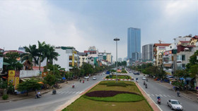 Hà Nội xén vỉa hè, dải phân cách 15 tuyến đường