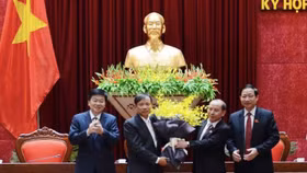 Ông Bùi Đức Hinh giữ chức Phó chủ tịch UBND tỉnh Hòa Bình