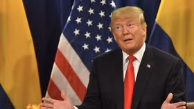 Tổng thống Trump hoãn tăng thuế với hơn 200 tỷ USD hàng nhập khẩu Trung Quốc
